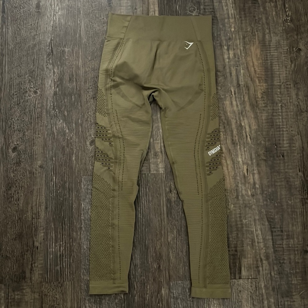 COPY - Gymshark green leggings
